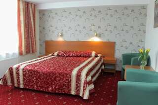 Отель Morena Клайпеда Двухместный номер с 1 кроватью или 2 отдельными кроватями-1